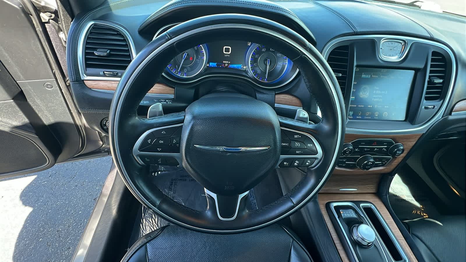 Thumbnail: 2016 Chrysler 300 - 18