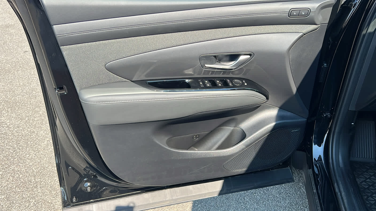 Thumbnail: 2025 Hyundai Santa Cruz - 23