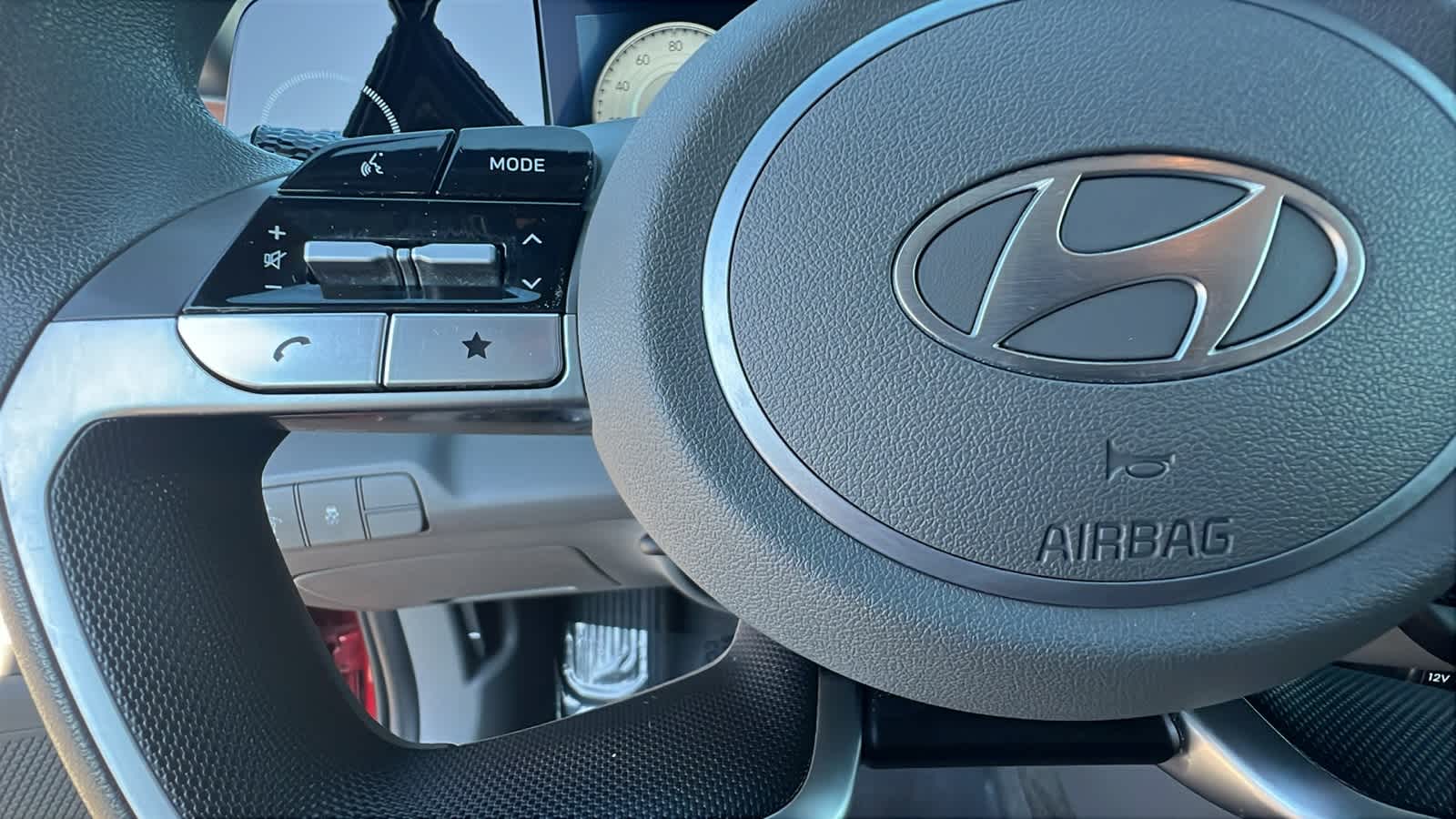 Thumbnail: 2024 Hyundai Elantra - 19