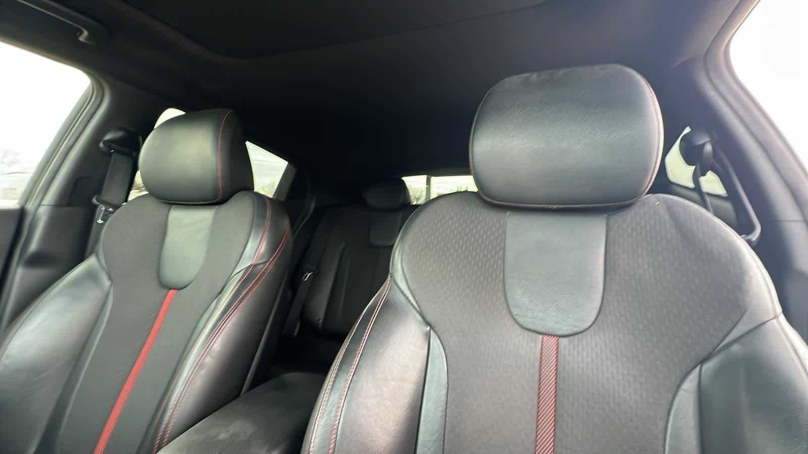 Thumbnail: 2020 Hyundai Veloster - 11