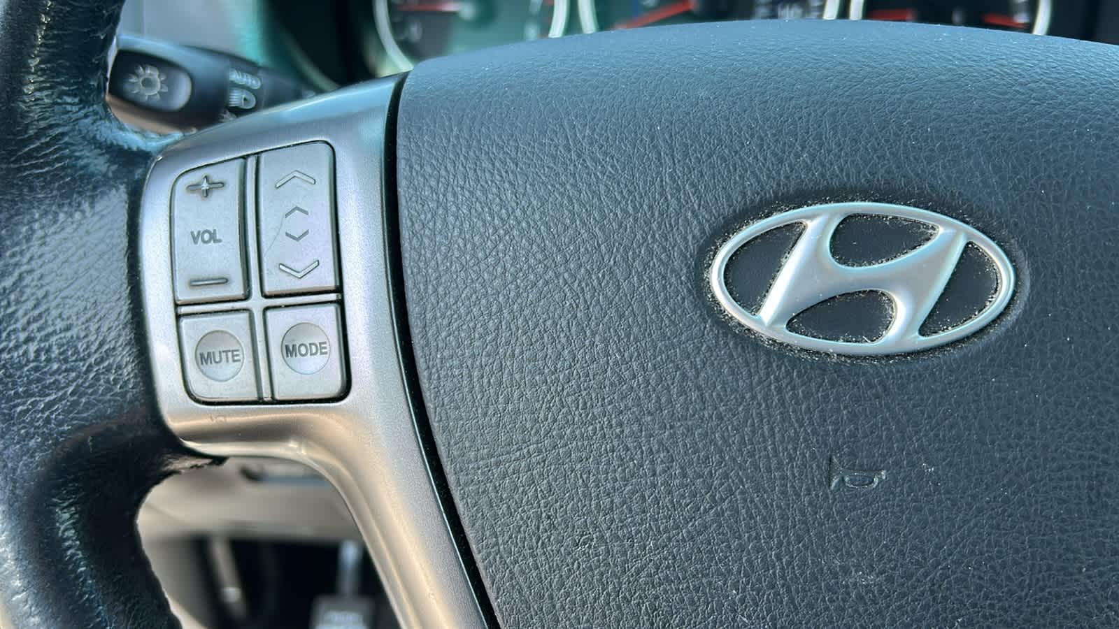 Thumbnail: 2010 Hyundai Veracruz - 18