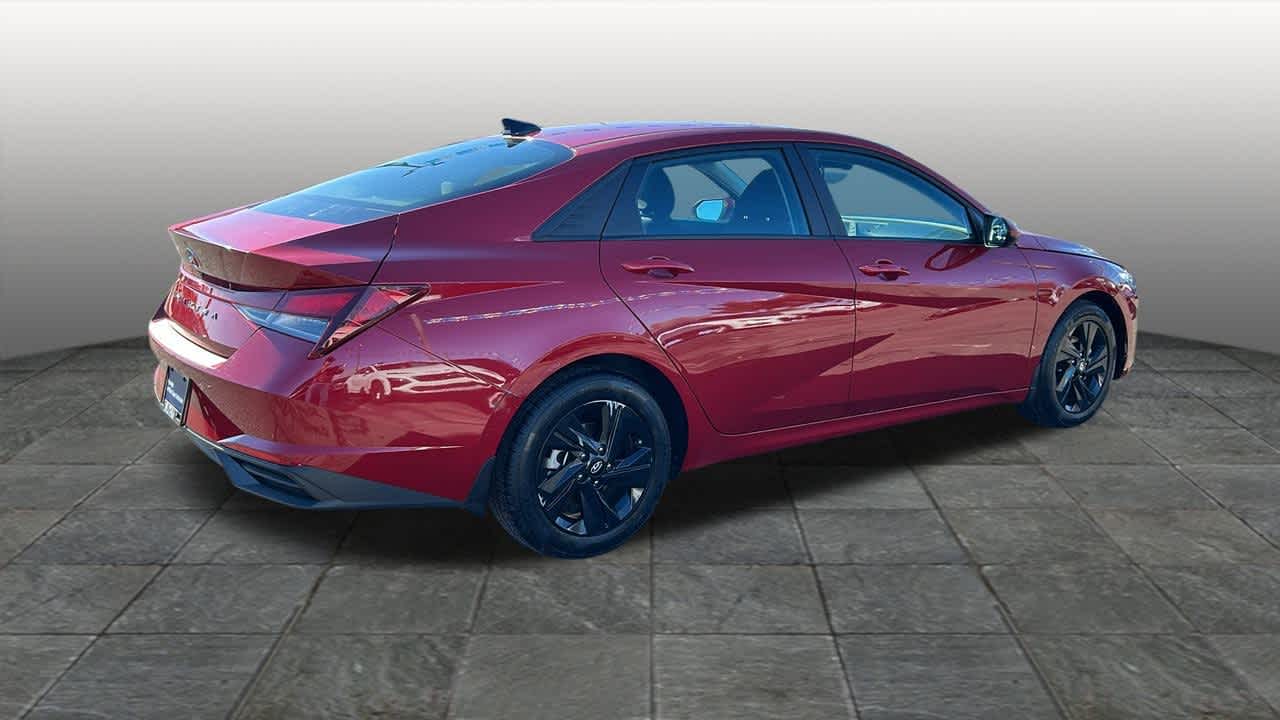 Thumbnail: 2023 Hyundai Elantra - 5