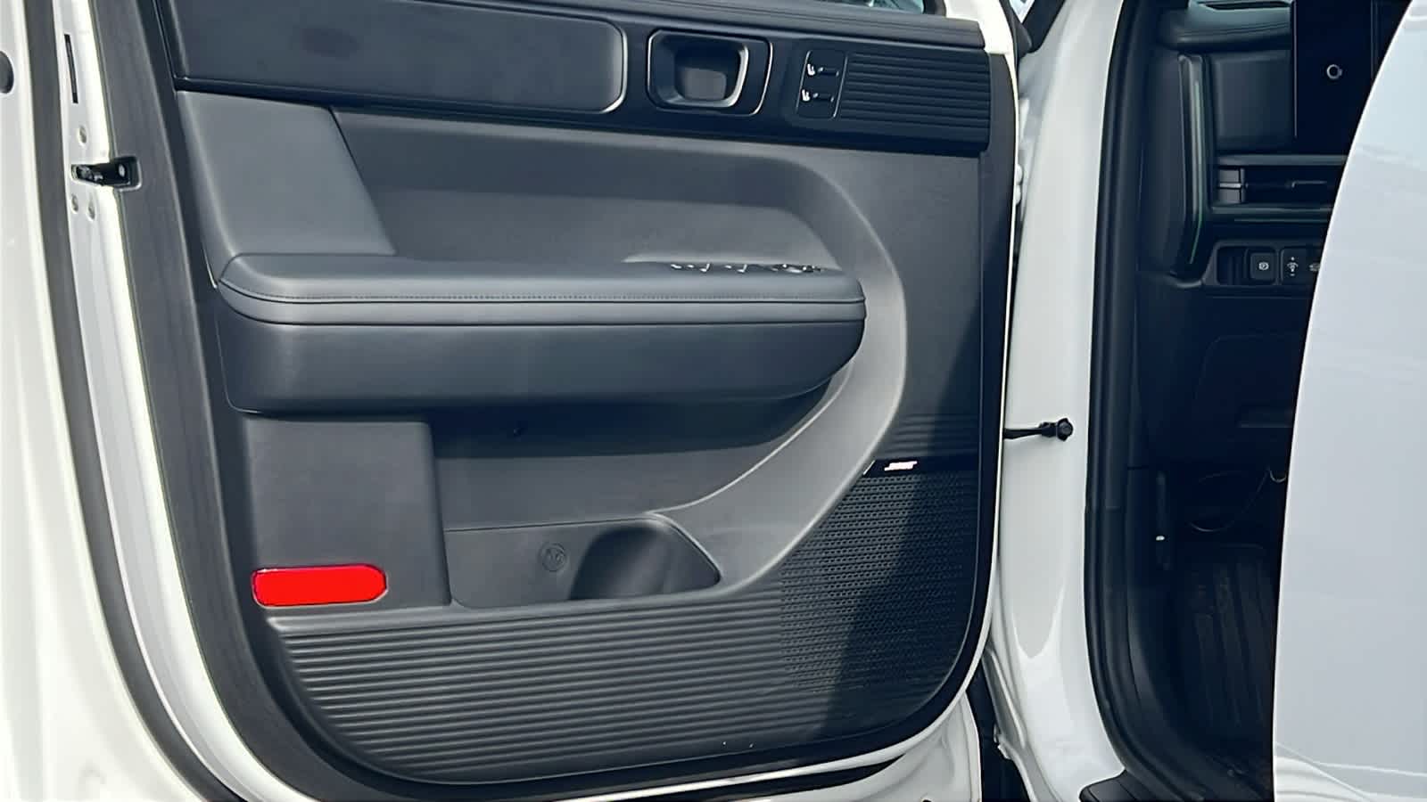 Thumbnail: 2026 Hyundai Santa Fe - 23