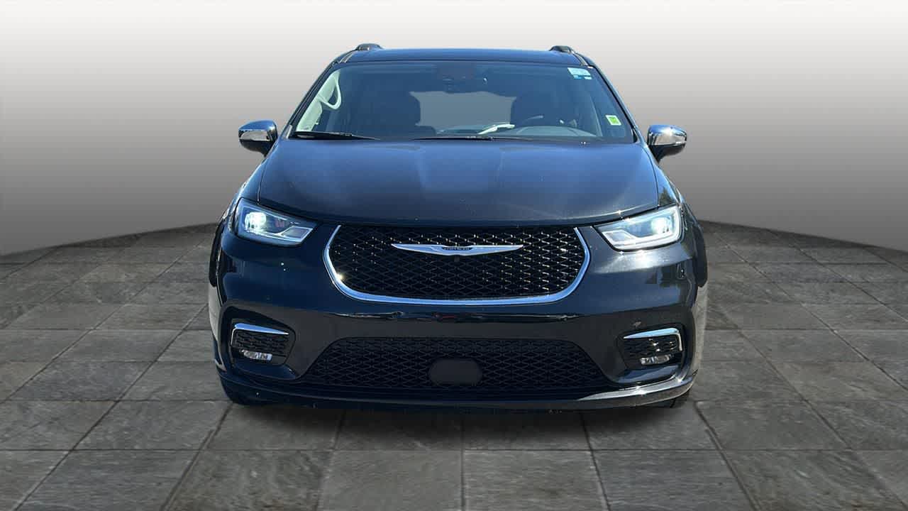 Thumbnail: 2023 Chrysler Pacifica - 2