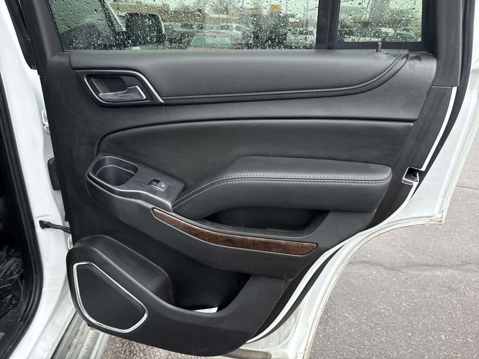 Thumbnail: 2017 Chevrolet Tahoe - 23