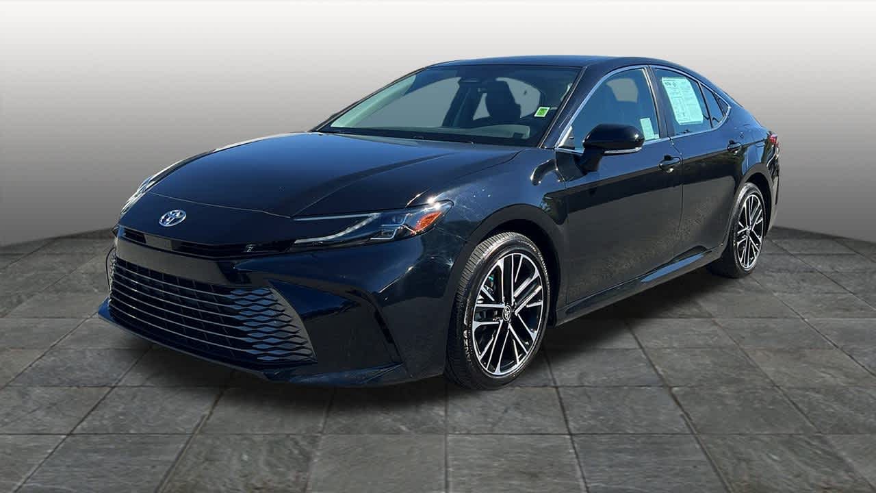 Thumbnail: 2025 Toyota Camry - 1