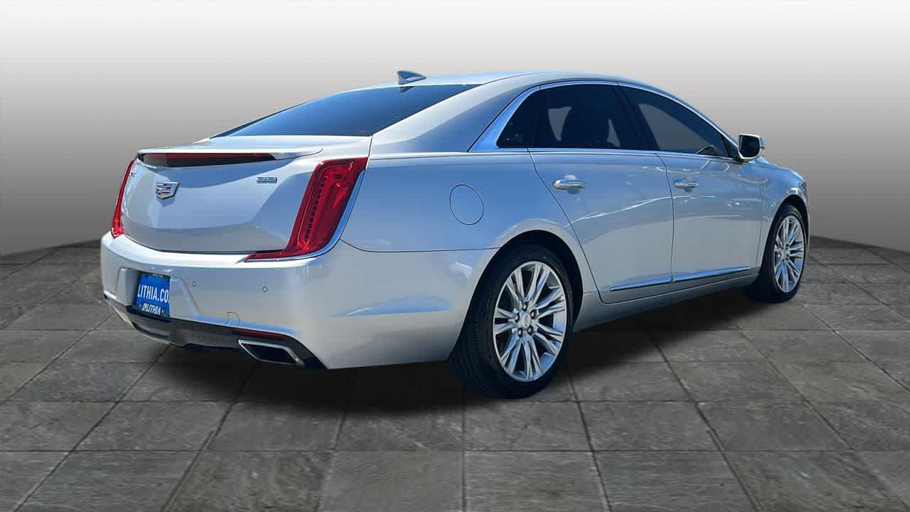 Thumbnail: 2018 Cadillac XTS - 4