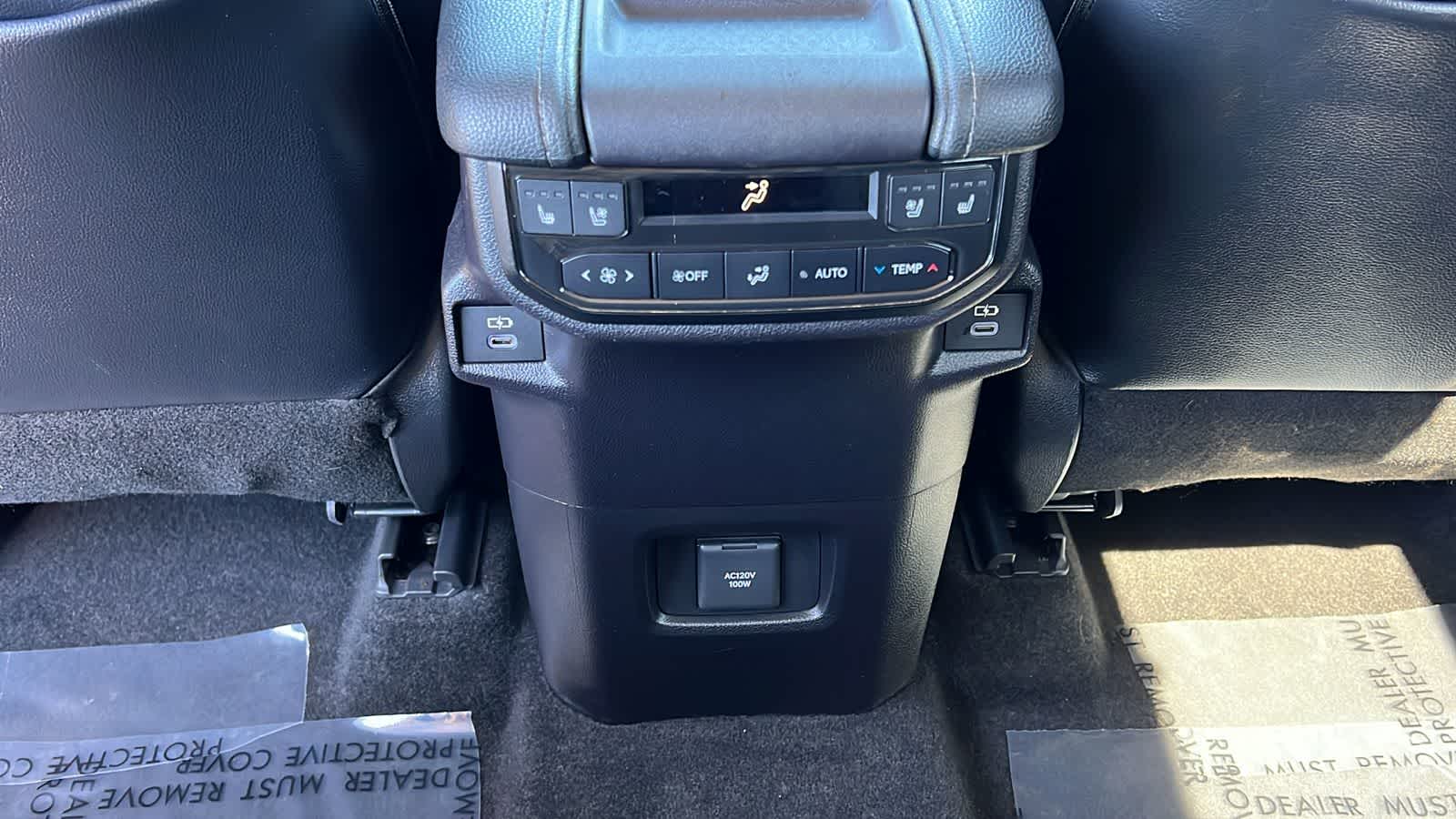 Thumbnail: 2024 Toyota Grand Highlander - 25