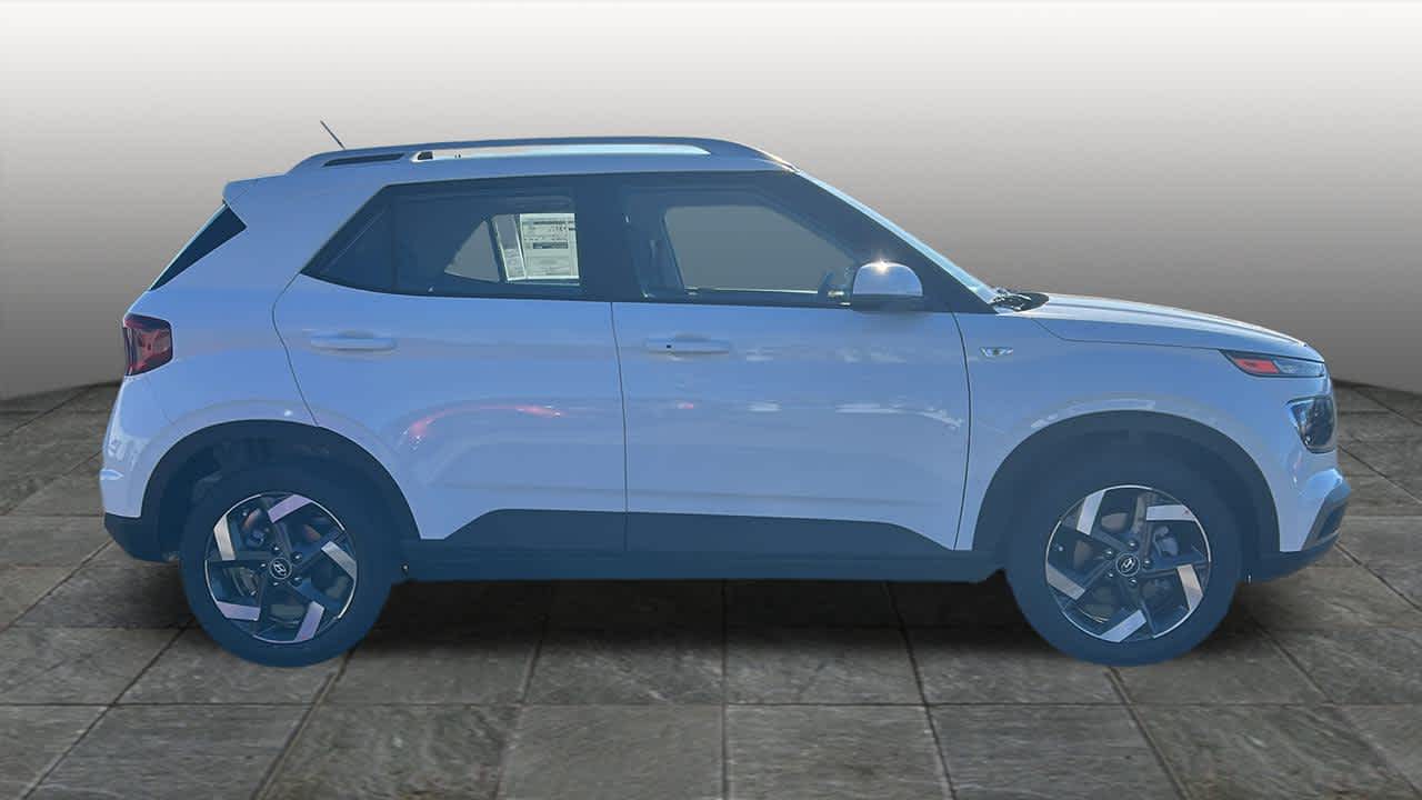 Thumbnail: 2026 Hyundai Venue - 4
