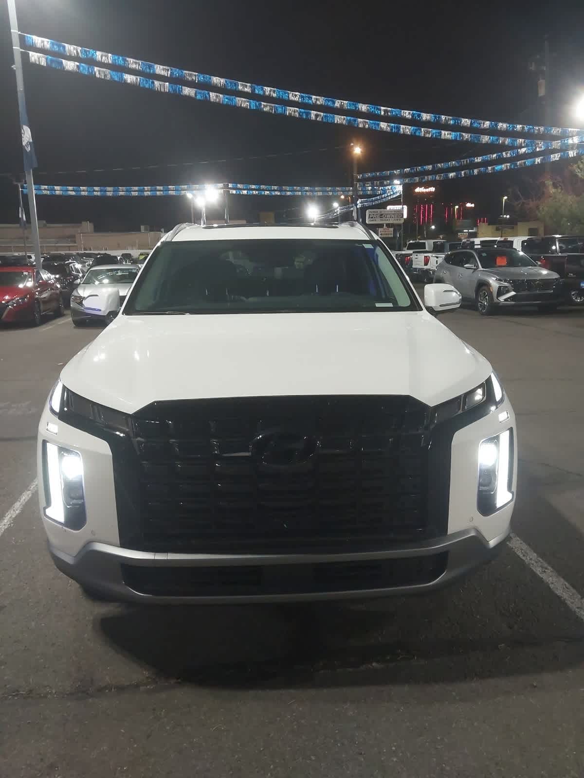 Thumbnail: 2023 Hyundai Palisade - 14