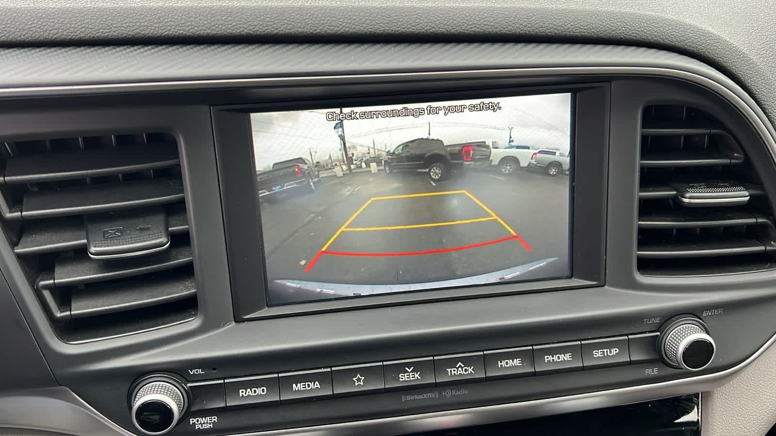 Thumbnail: 2019 Hyundai Elantra - 16