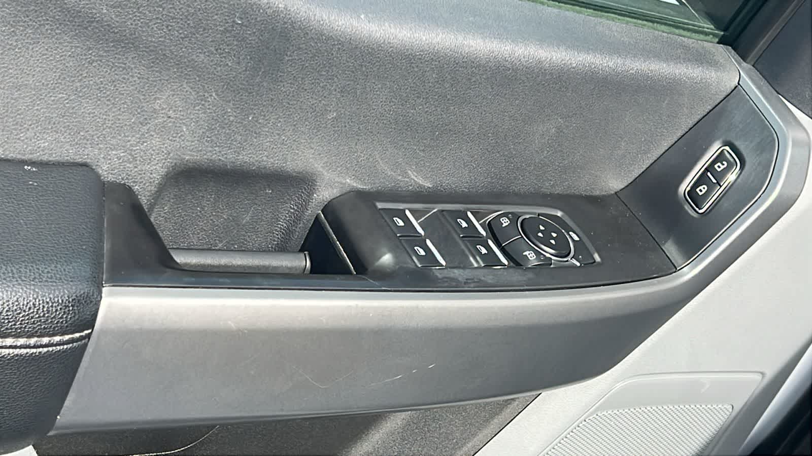 Thumbnail: 2023 Ford F-350 - 22