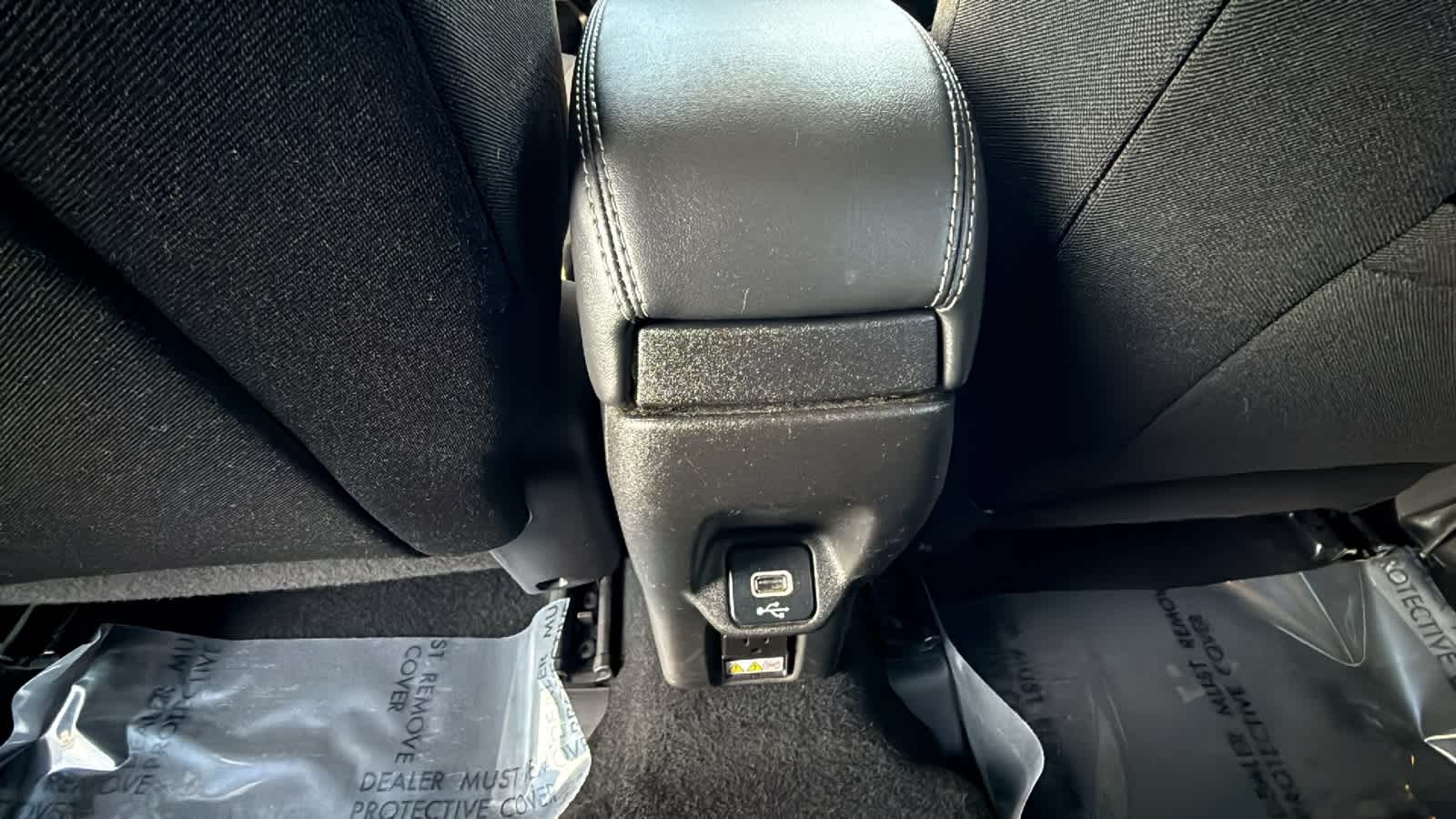 Thumbnail: 2022 Jeep Renegade - 25