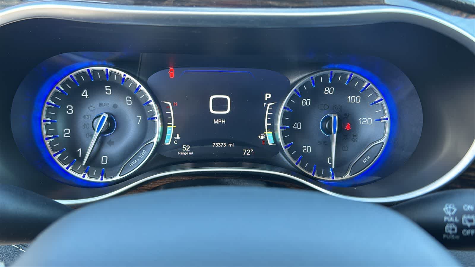 Thumbnail: 2023 Chrysler Pacifica - 21