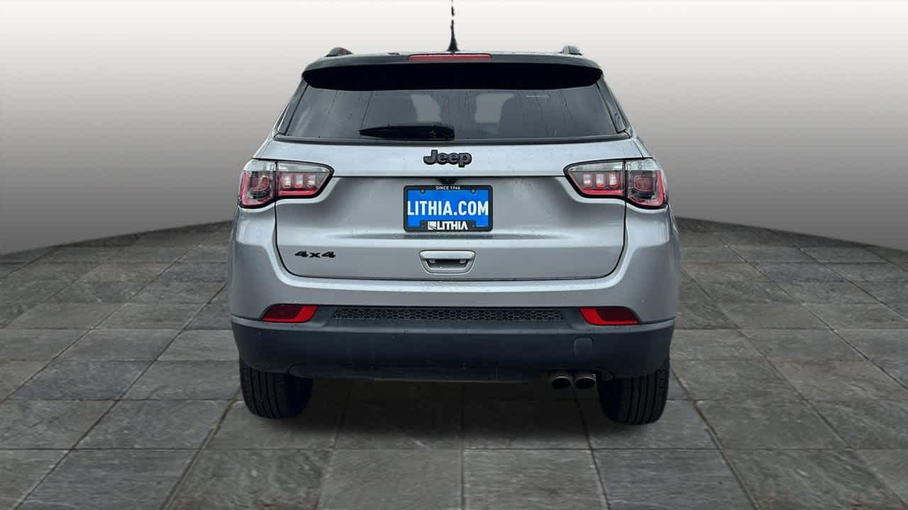 Thumbnail: 2022 Jeep Compass - 6
