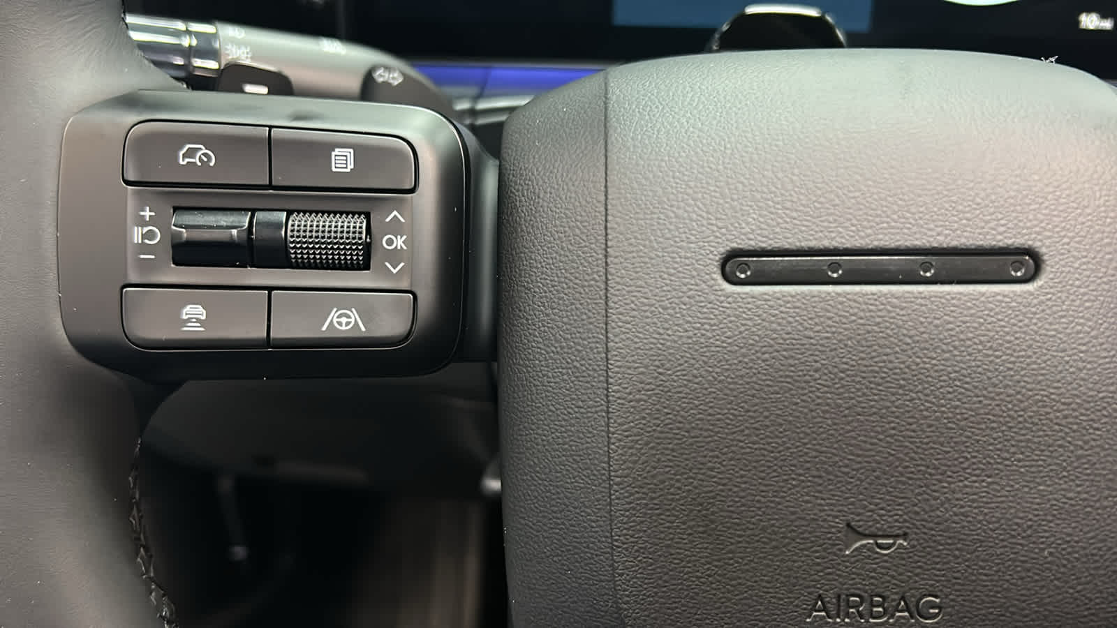 Thumbnail: 2025 Hyundai Santa Fe - 18