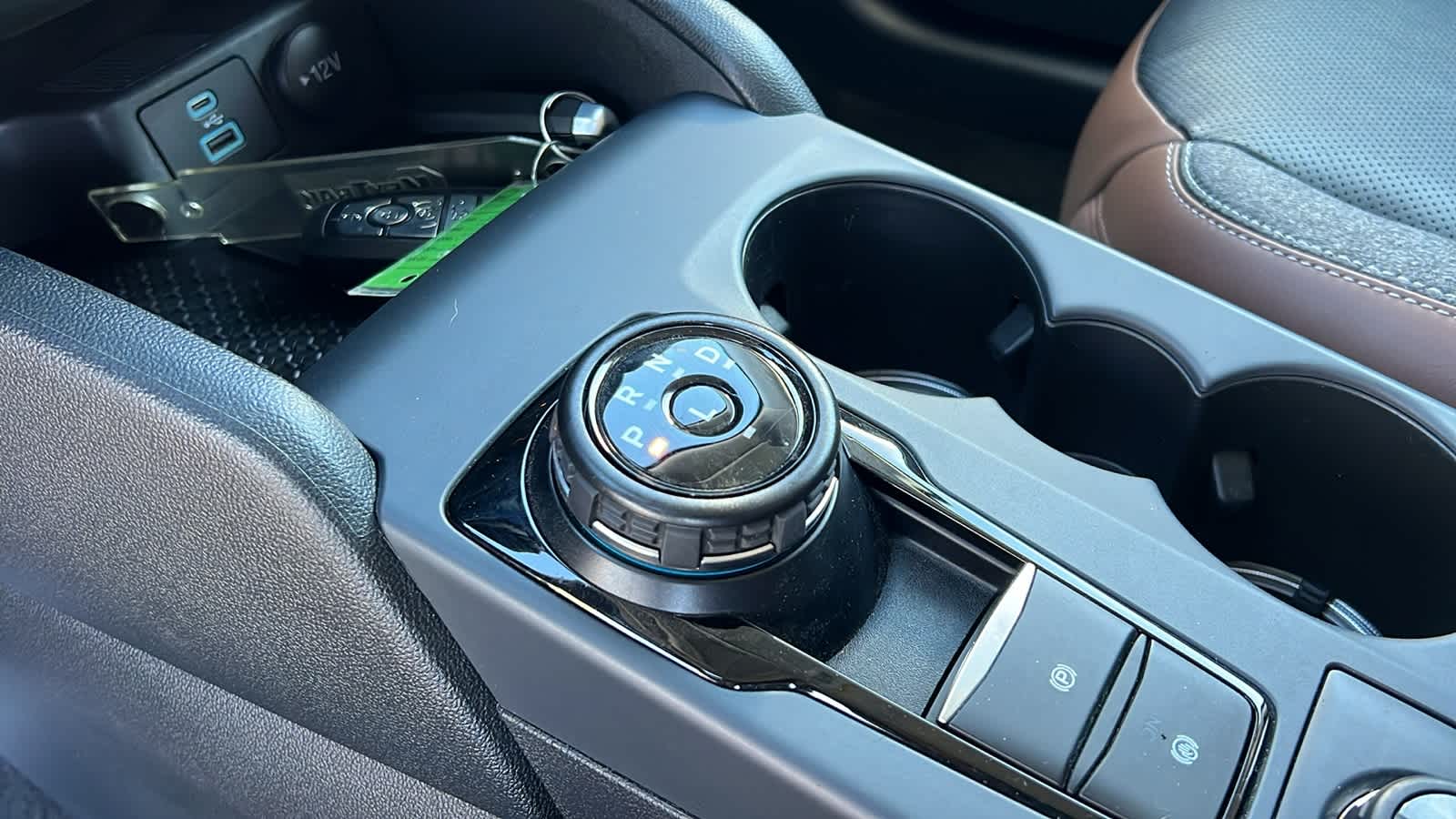 Thumbnail: 2021 Ford Bronco Sport - 13