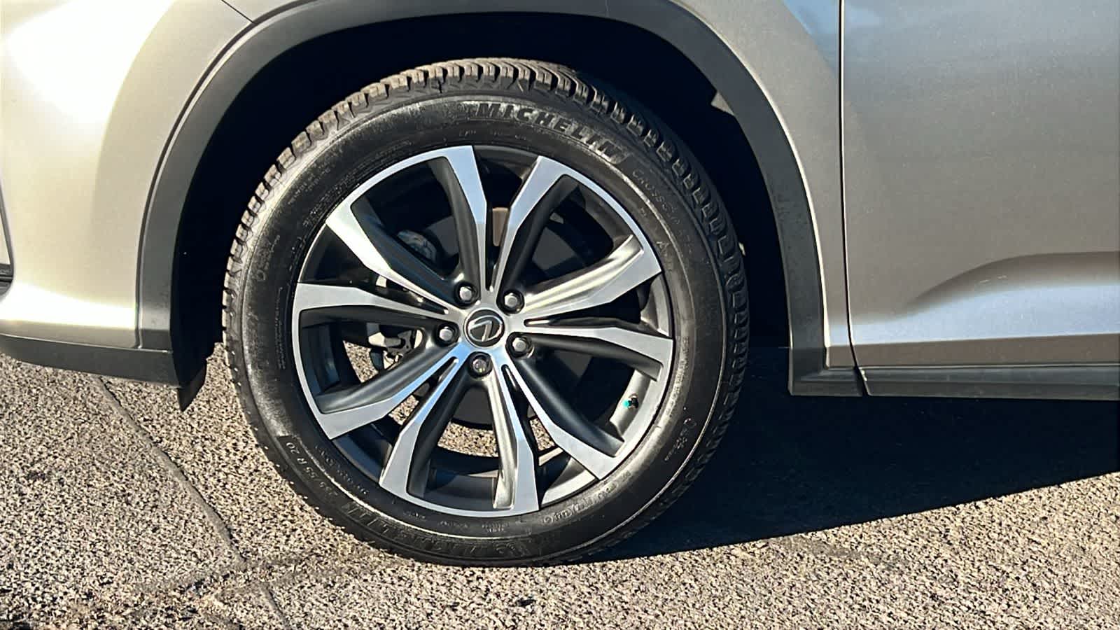 Thumbnail: 2018 Lexus RX - 9