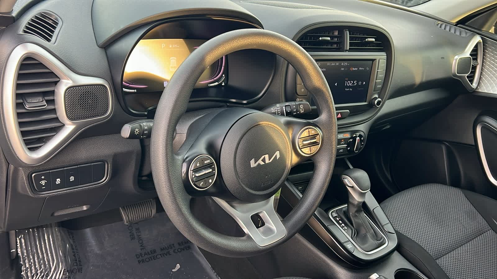 Thumbnail: 2023 Kia Soul - 10