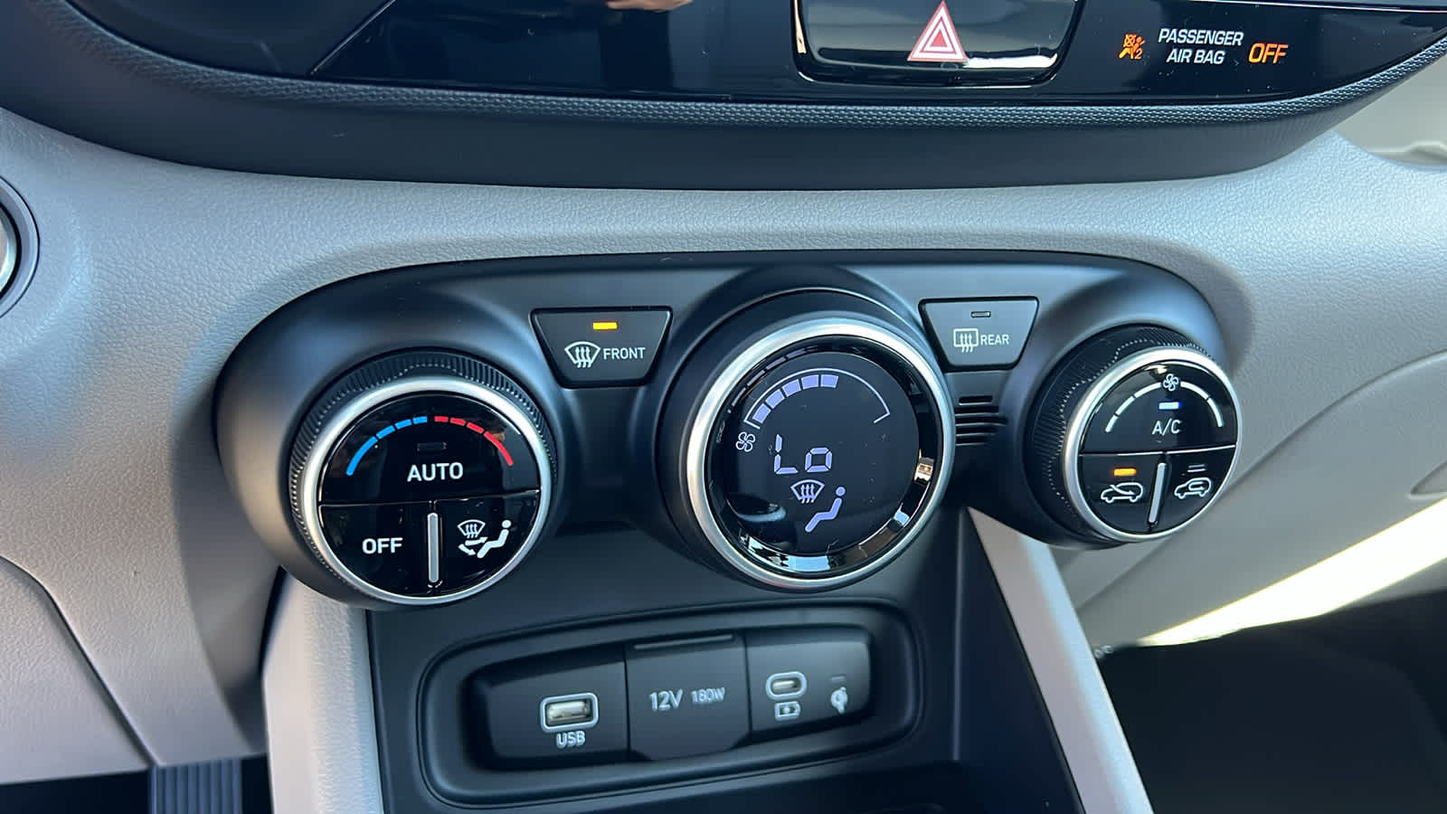 Thumbnail: 2026 Hyundai Venue - 14