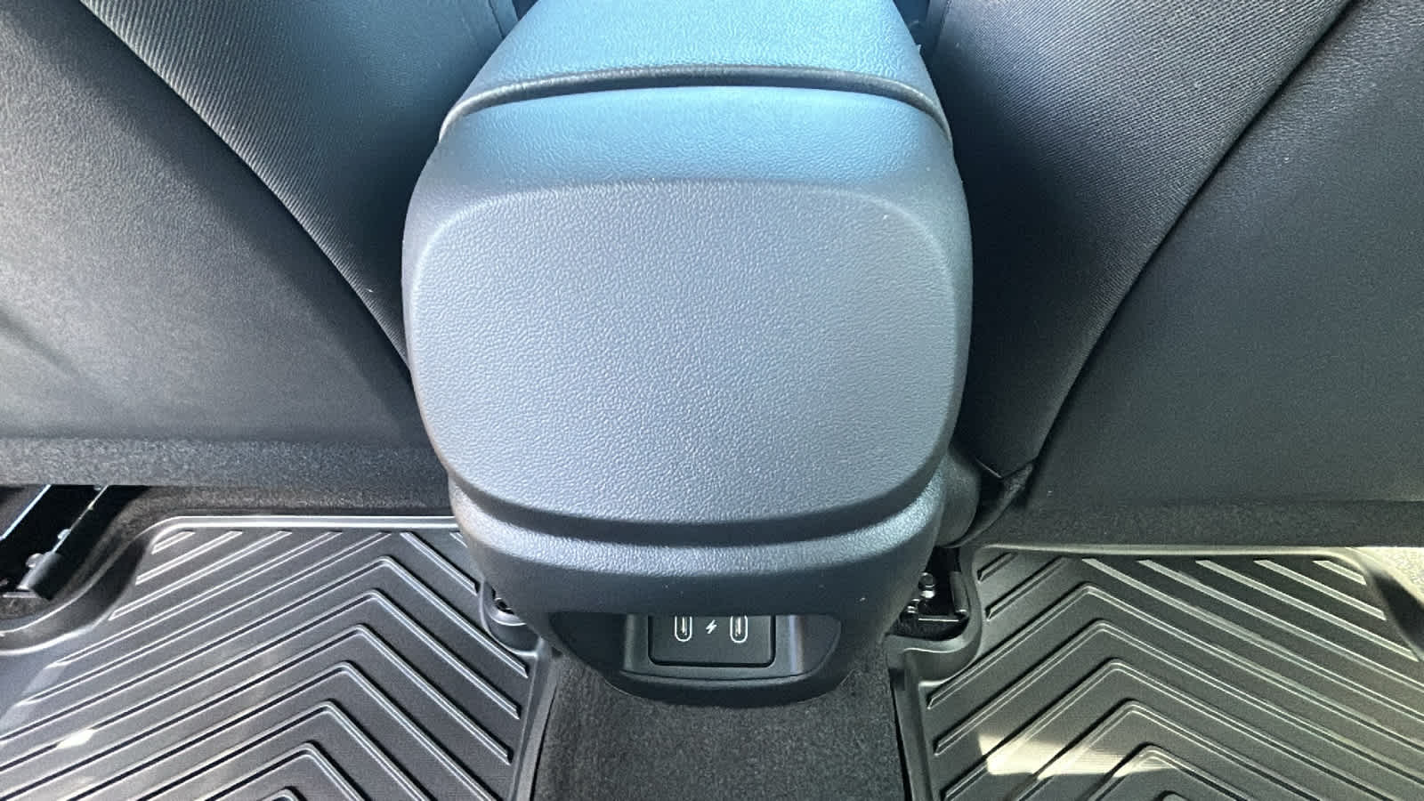 Thumbnail: 2026 Hyundai Elantra - 25