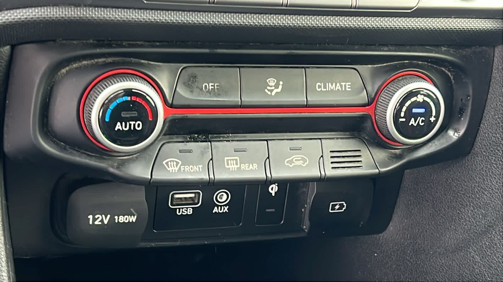 Thumbnail: 2020 Hyundai Veloster - 14