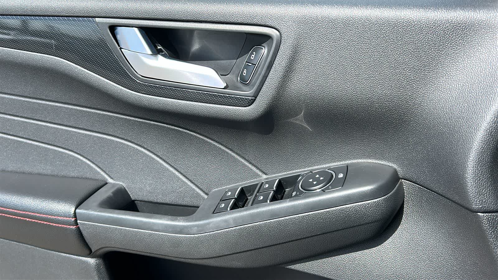 Thumbnail: 2024 Ford Escape - 22