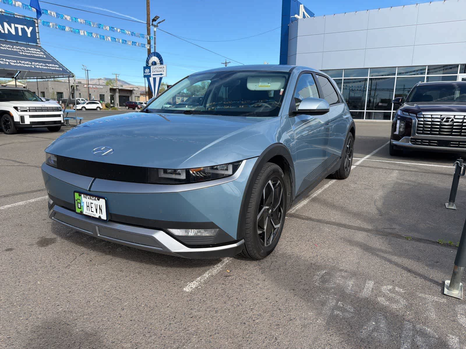 Thumbnail: 2022 Hyundai Ioniq 5 - 2