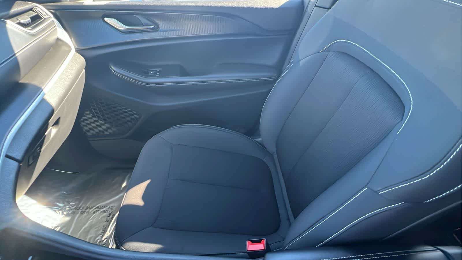 Thumbnail: 2024 Jeep Grand Cherokee L - 12