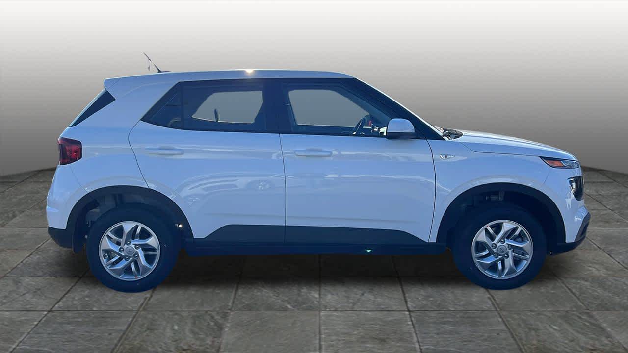 Thumbnail: 2026 Hyundai Venue - 4