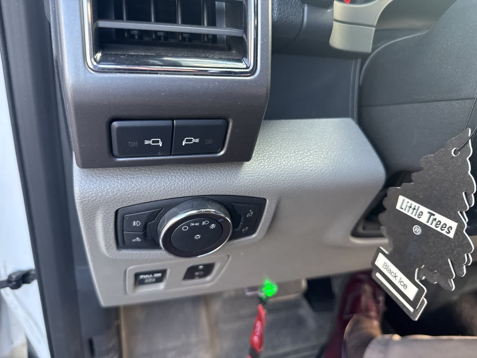 Thumbnail: 2019 Ford F-150 - 21
