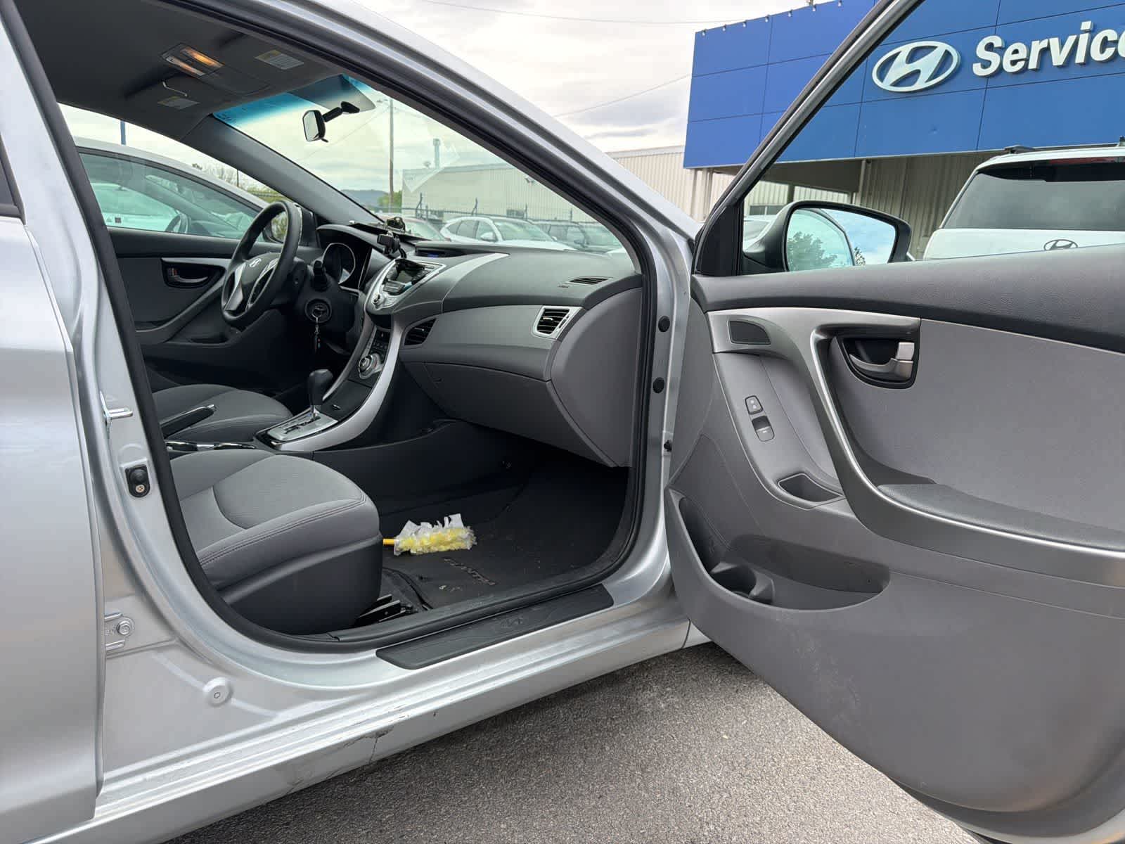 Thumbnail: 2011 Hyundai Elantra - 19