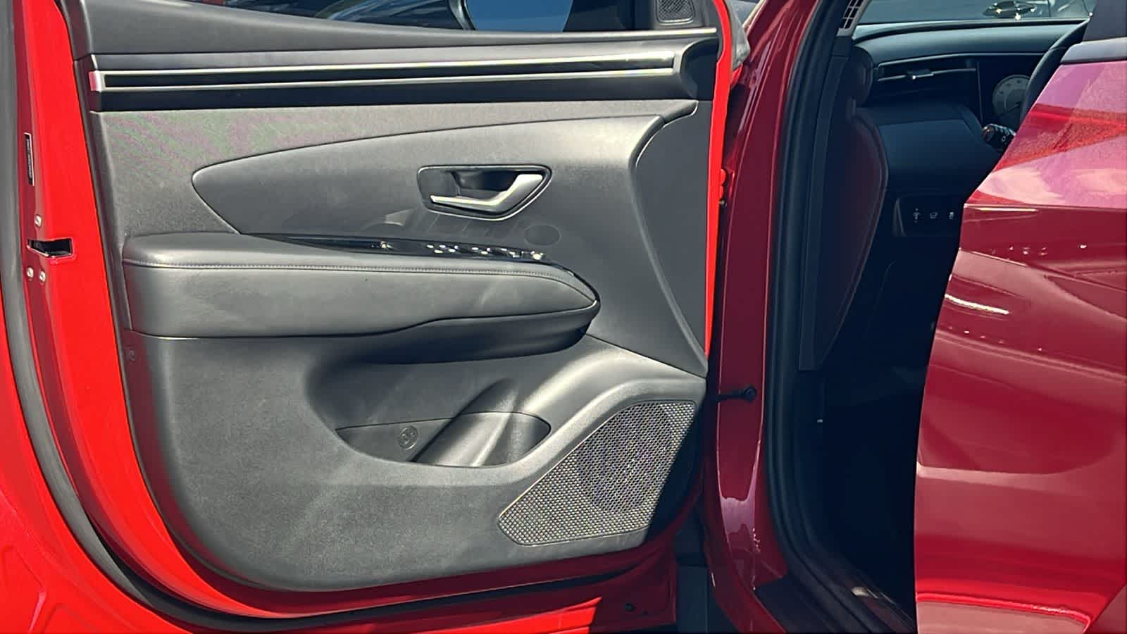Thumbnail: 2022 Hyundai Tucson - 23