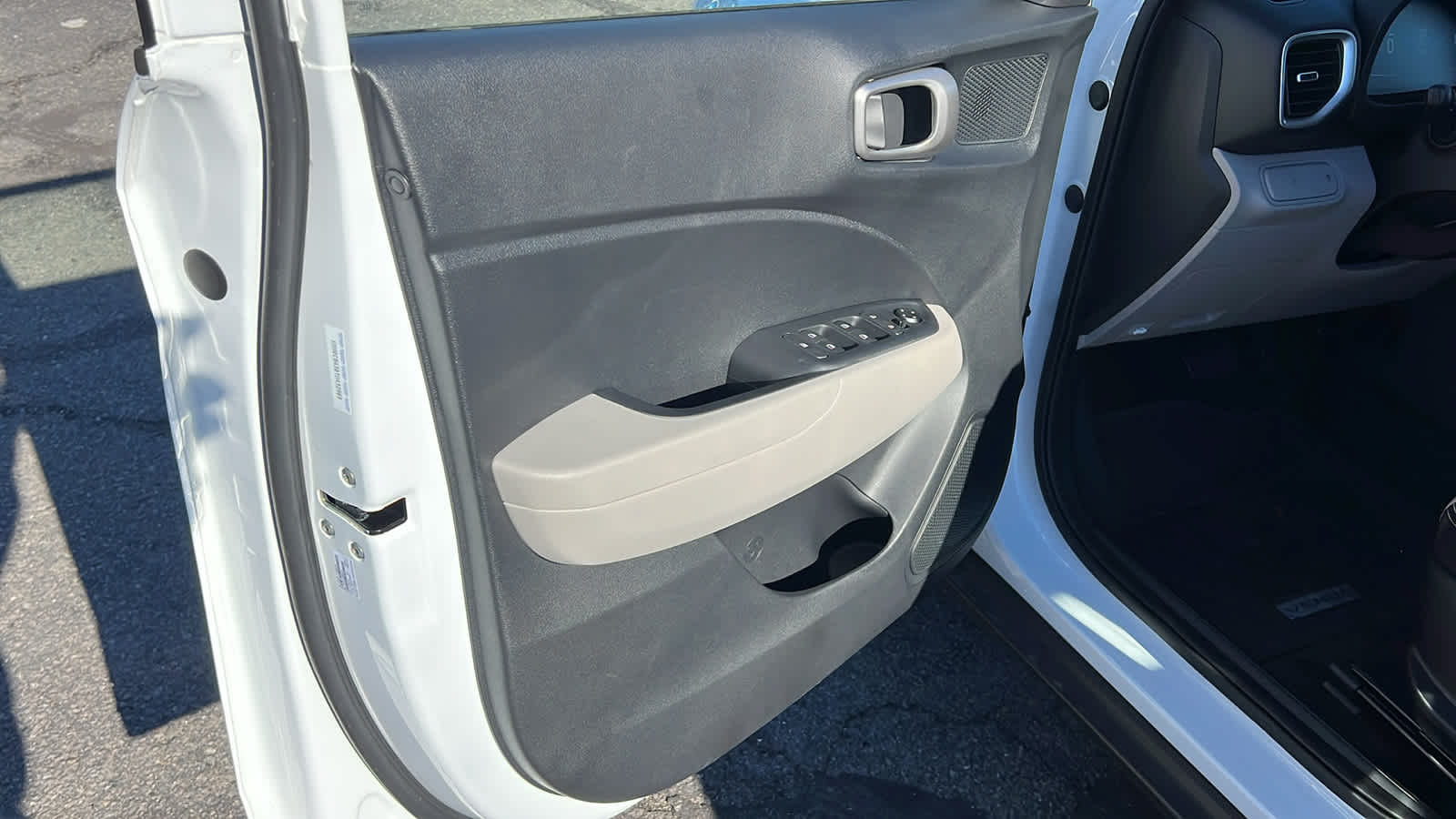 Thumbnail: 2026 Hyundai Venue - 23