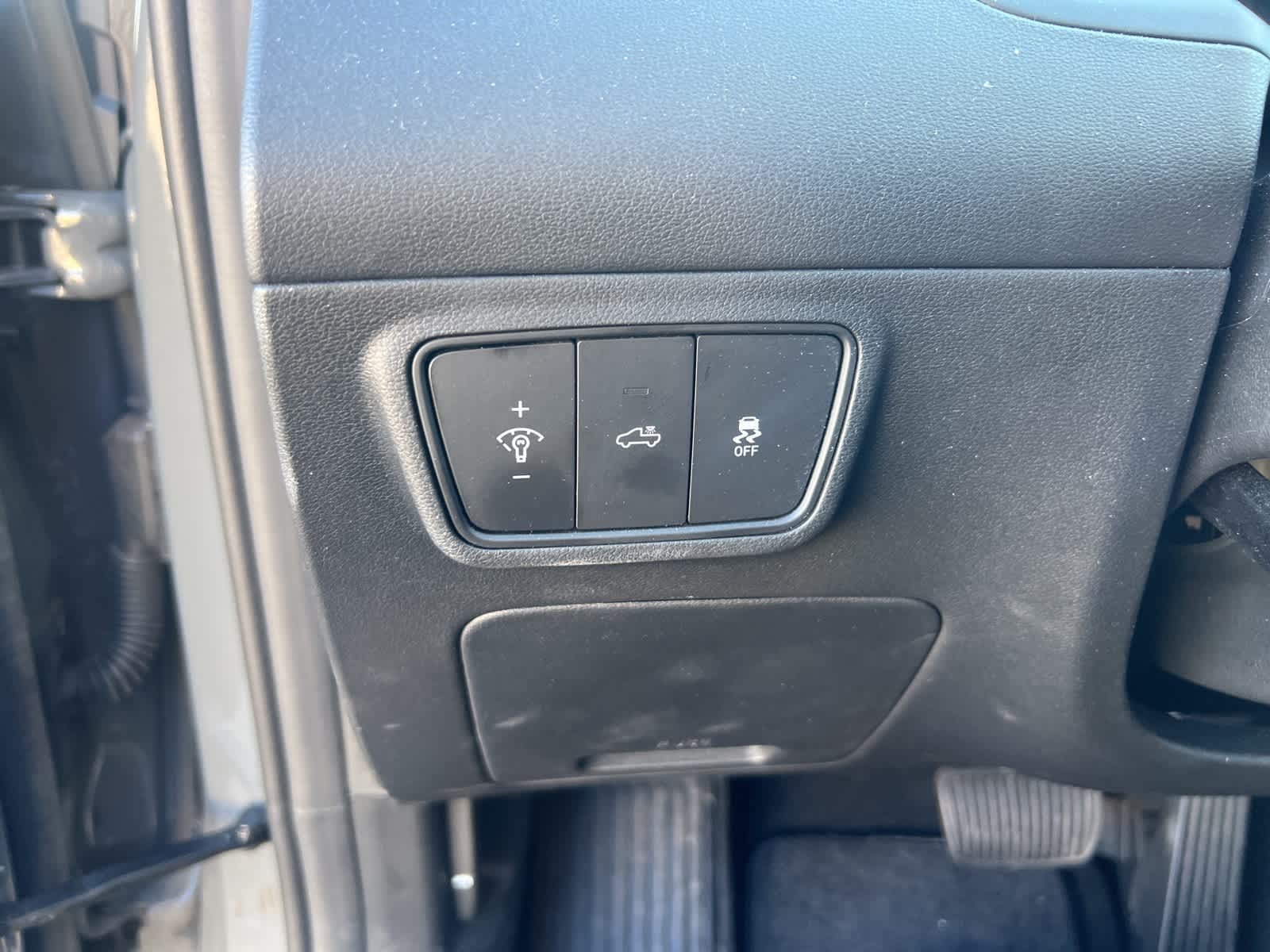 Thumbnail: 2023 Hyundai Santa Cruz - 15