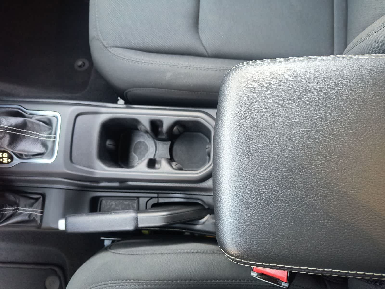 Thumbnail: 2023 Jeep Wrangler - 21