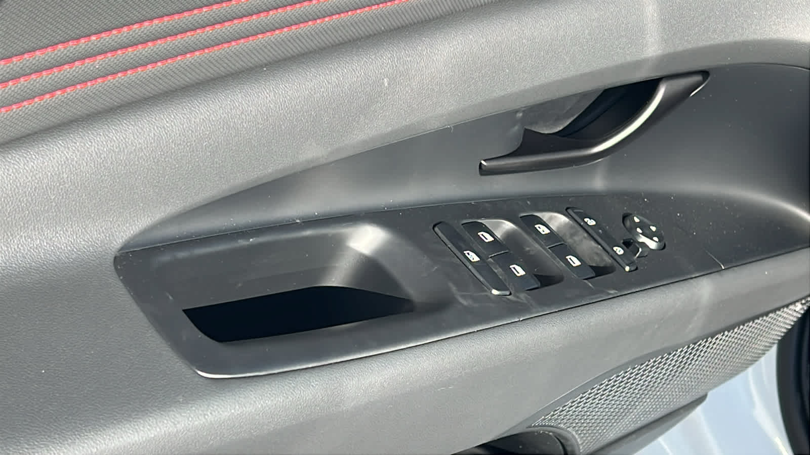 Thumbnail: 2026 Hyundai Elantra - 22