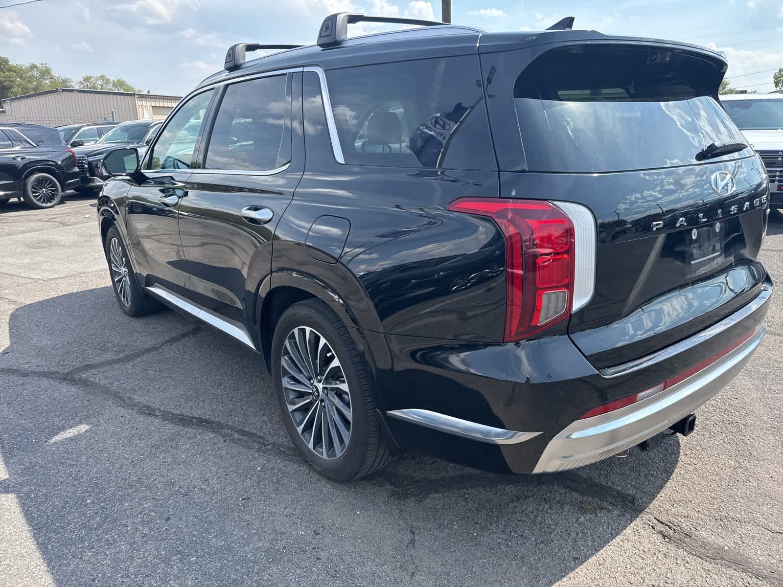 Thumbnail: 2024 Hyundai Palisade - 3