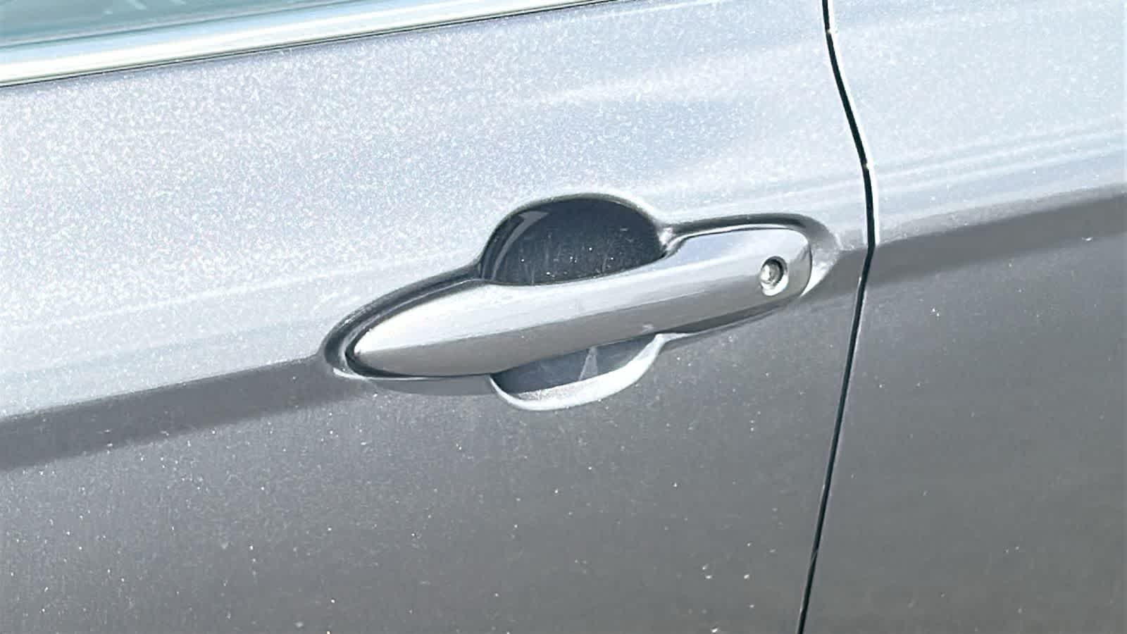 Thumbnail: 2023 Toyota Camry - 6