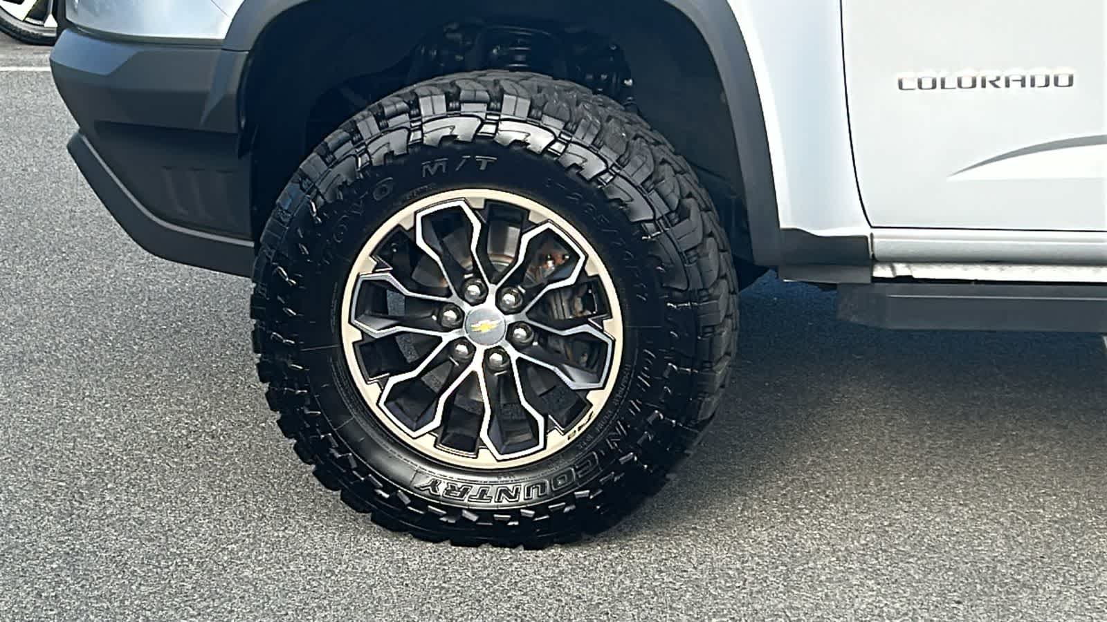 Thumbnail: 2019 Chevrolet Colorado - 8