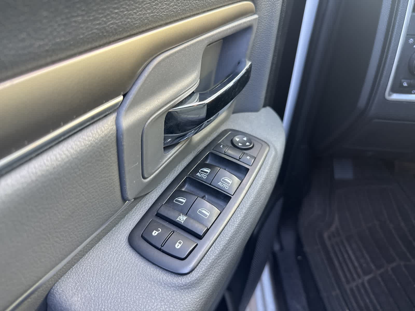 Thumbnail: 2017 RAM 1500 - 11