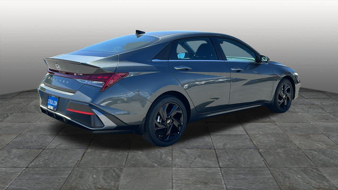 Thumbnail: 2026 Hyundai Elantra - 5