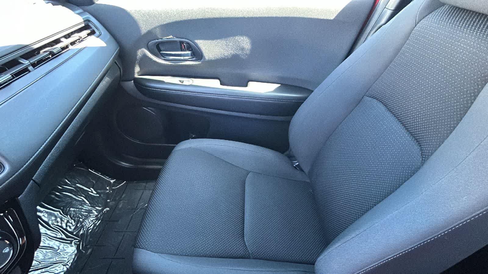 Thumbnail: 2022 Honda HR-V - 12