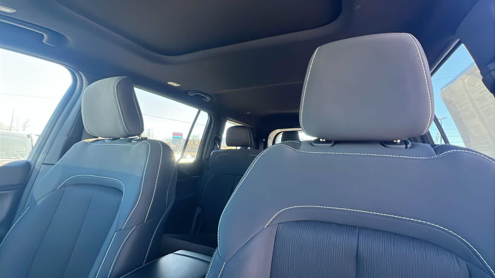 Thumbnail: 2024 Jeep Grand Cherokee L - 11