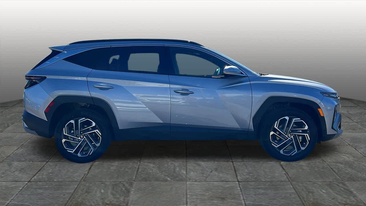 Thumbnail: 2025 Hyundai Tucson - 4