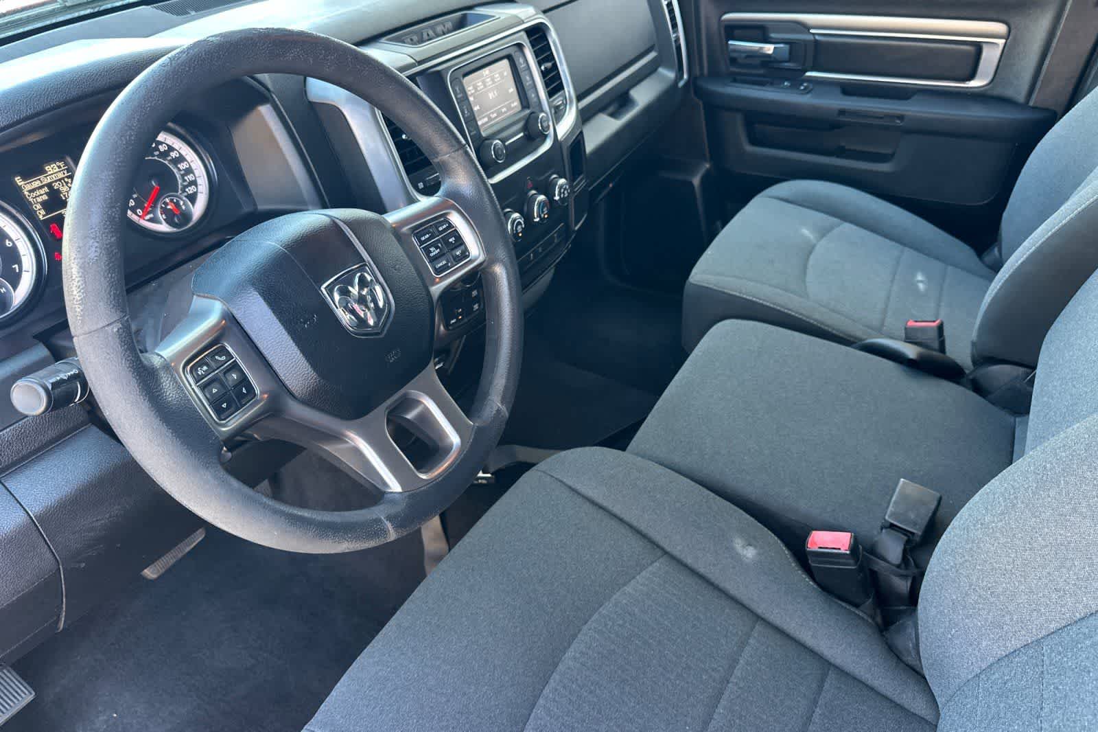 Thumbnail: 2022 RAM 1500 Classic - 12