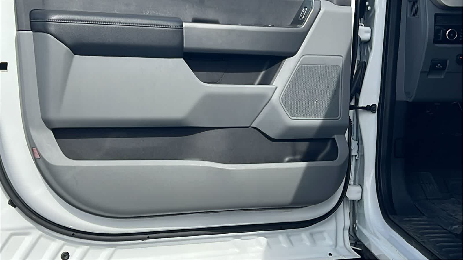 Thumbnail: 2023 Ford F-350 - 23