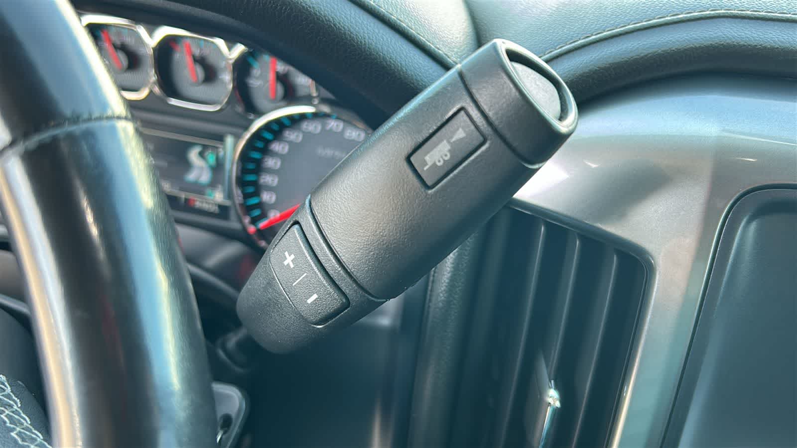 Thumbnail: 2018 Chevrolet Silverado 1500 - 13