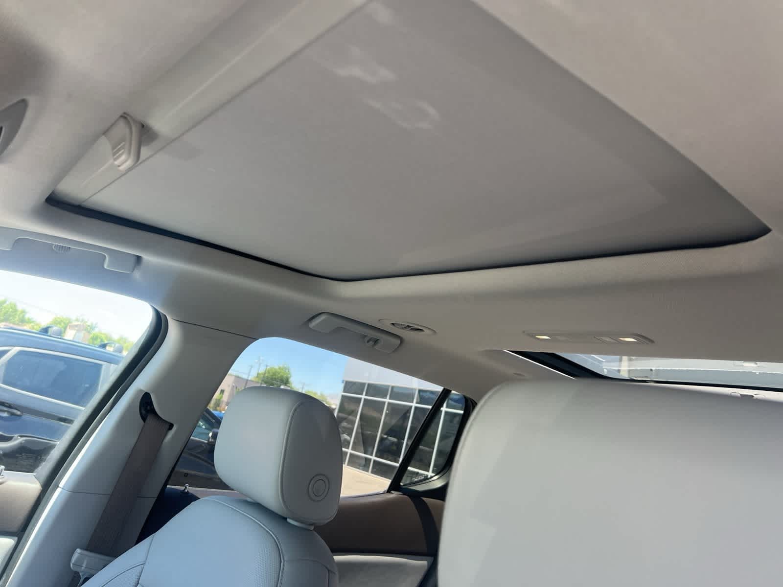 Thumbnail: 2018 GMC Acadia - 19