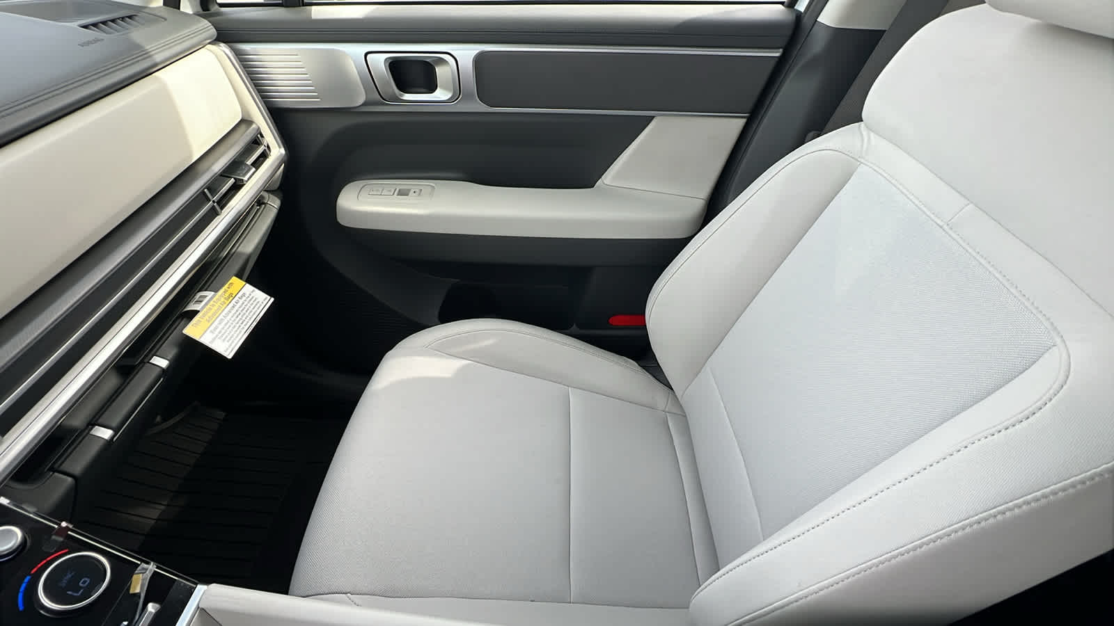 Thumbnail: 2026 Hyundai Santa Fe - 12